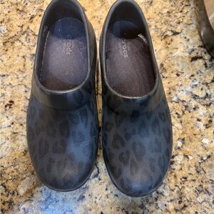 CROCS Black Leopard Print Mules